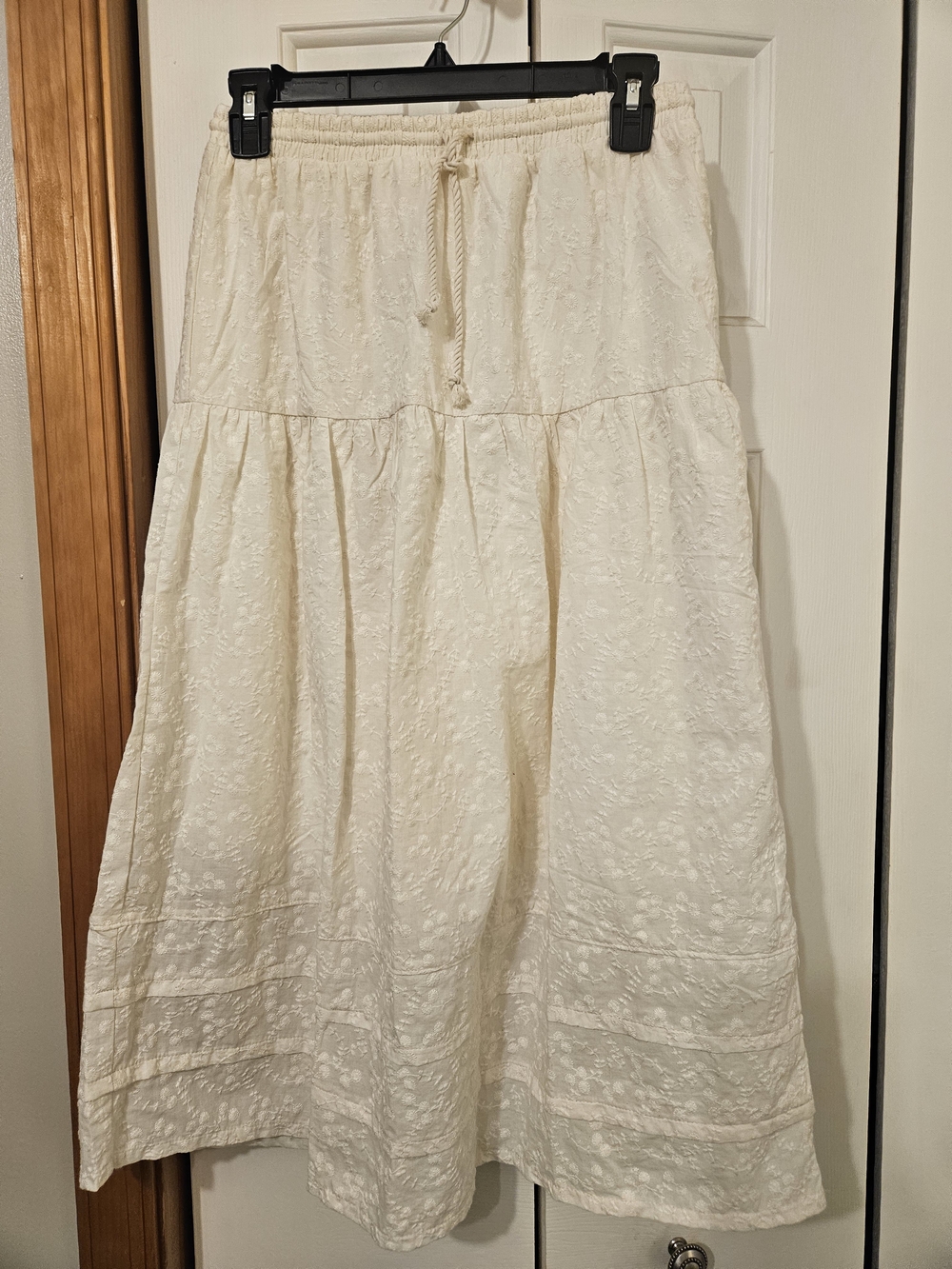 Kirious Los Angeles Cream Embroidered Cotton Maxi Skirt Size Small NWT